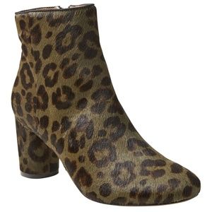 Banana Republic haircalf round heel bootie